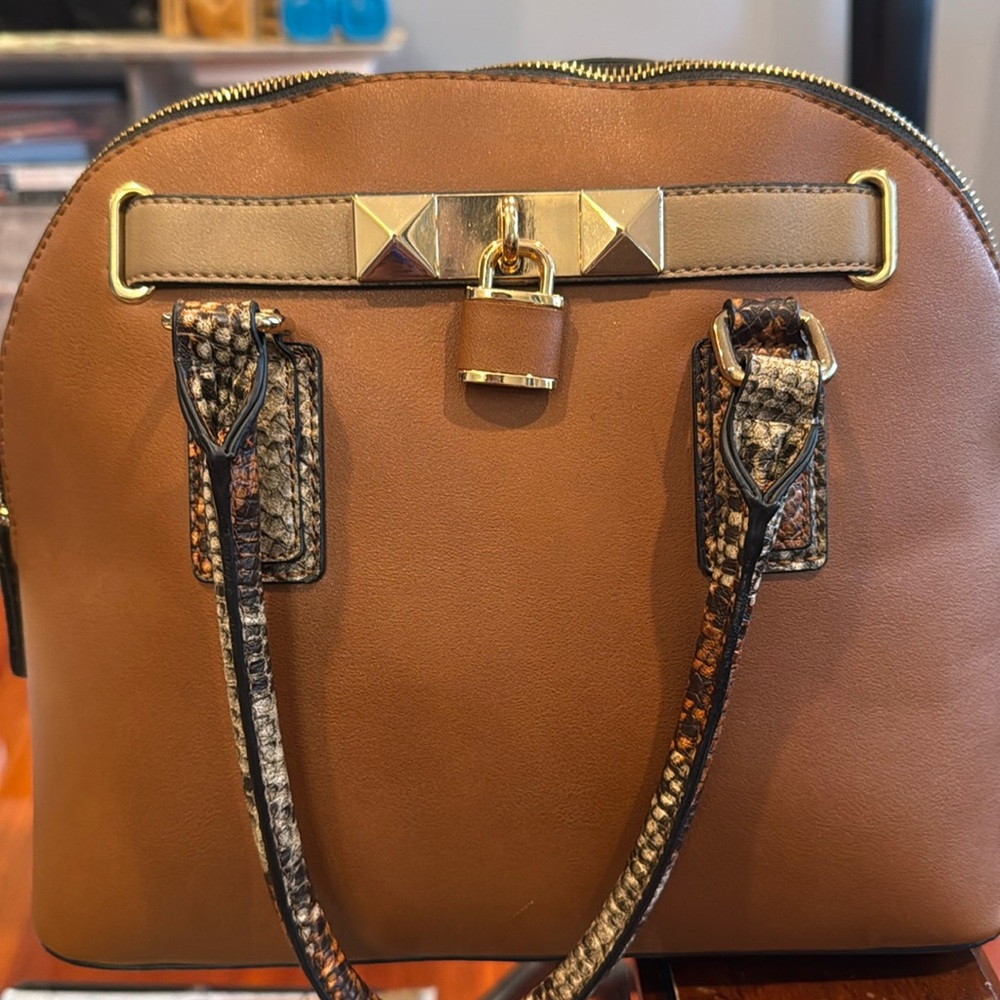 Aldo Purse